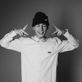 Музыка Hensy - Лавина/Цунами (feat. Анет Сай)