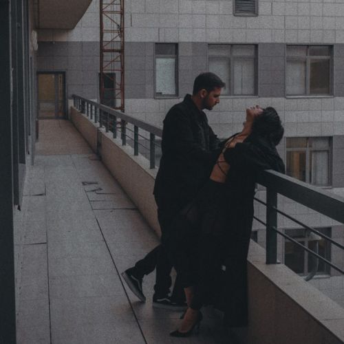 Музыка Radjo - Утром (feat. Мари Краймбрери)