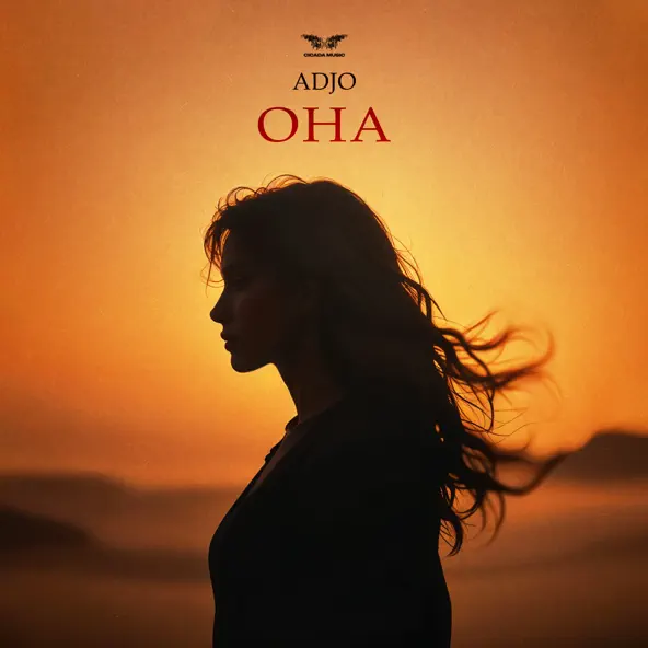 Музыка Adjo - Она